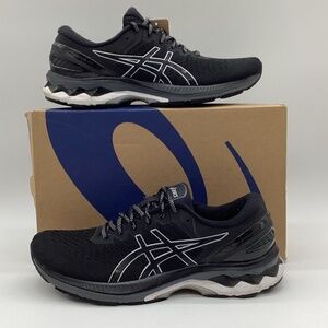 2172. ASICS Black & White Running Shoes Size 9 EUC